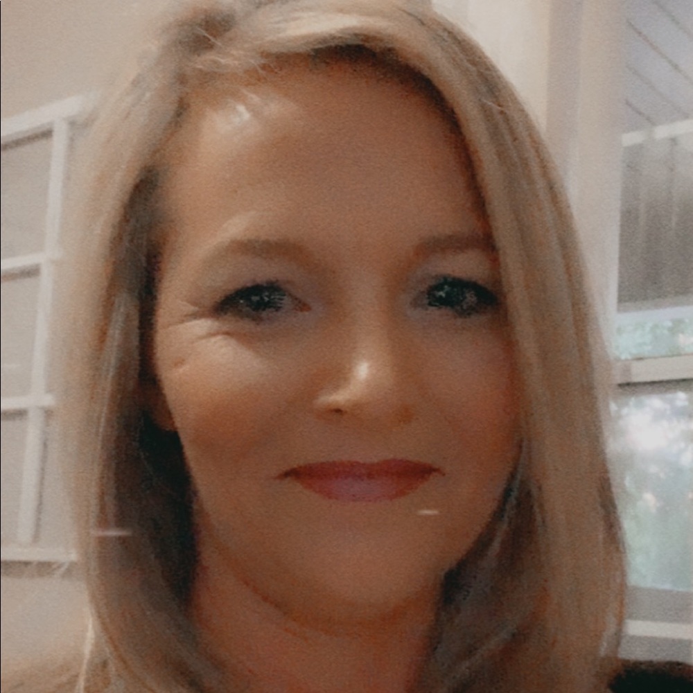 Meet your Posher, Jacqueline